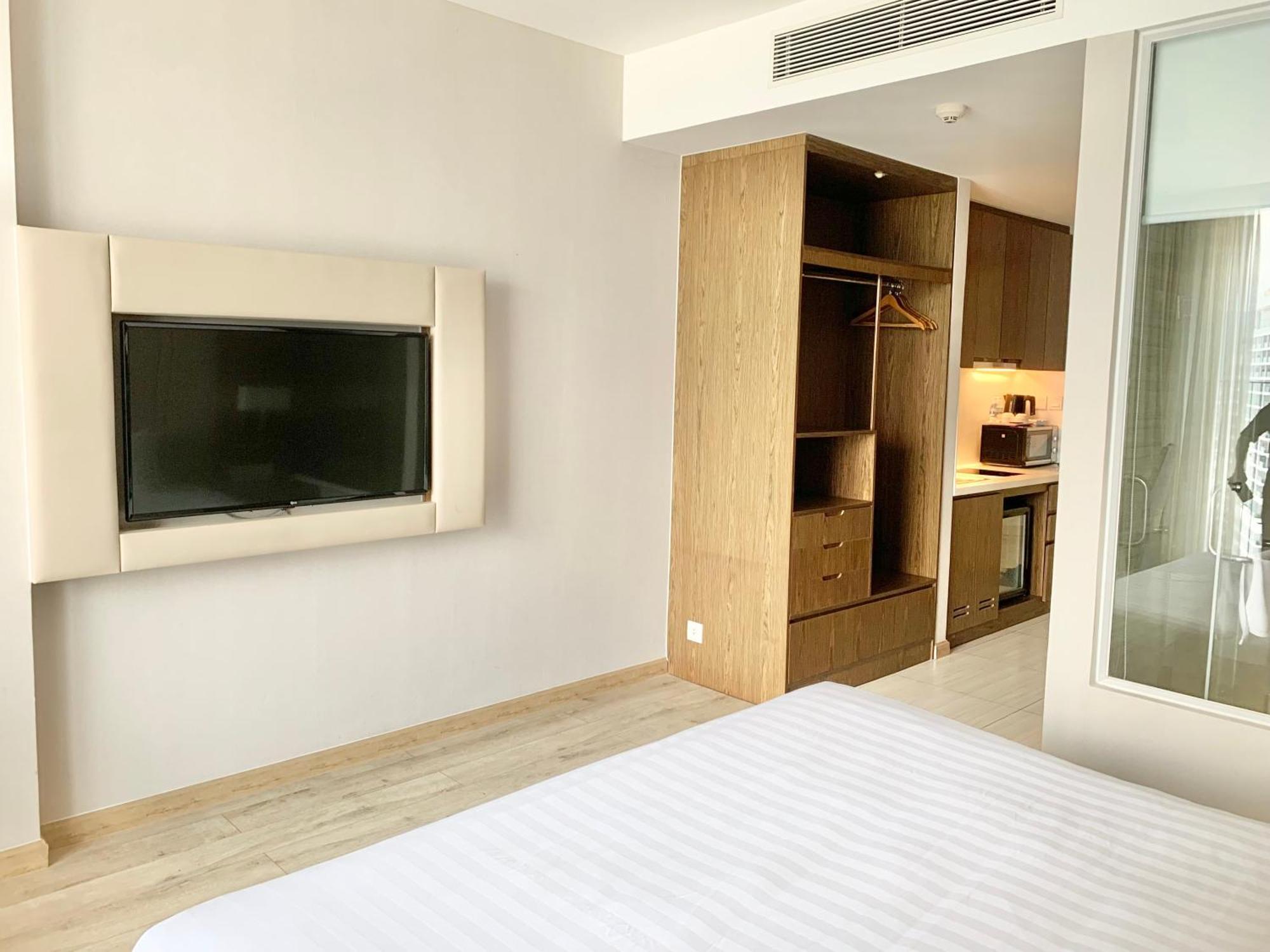 Panorama Autumn Leaves Nha Trang Beach Hotel Екстериор снимка